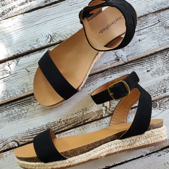black flat espadrilles sandals